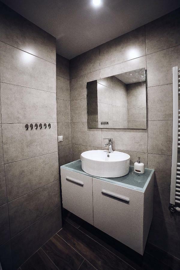 Seaview Deluxe Apartments Салоники Экстерьер фото