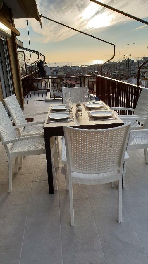 Seaview Deluxe Apartments Салоники Экстерьер фото